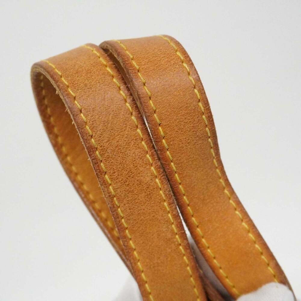 LOUIS VUITTON Brown Monogram Tote Bag - Picture 10 of 12